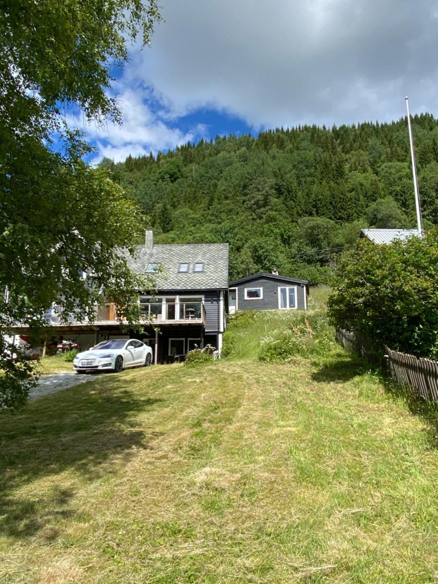 Voss- Oppheim Suite Private Cozy Cabin Vossestrand Exterior foto